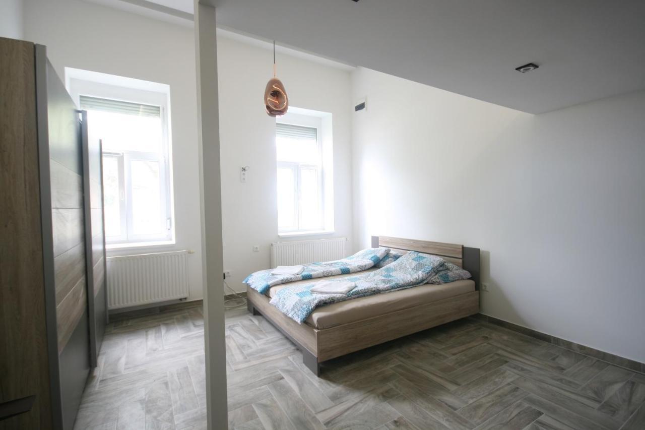 Apartament Napfeny Segedyn Zewnętrze zdjęcie