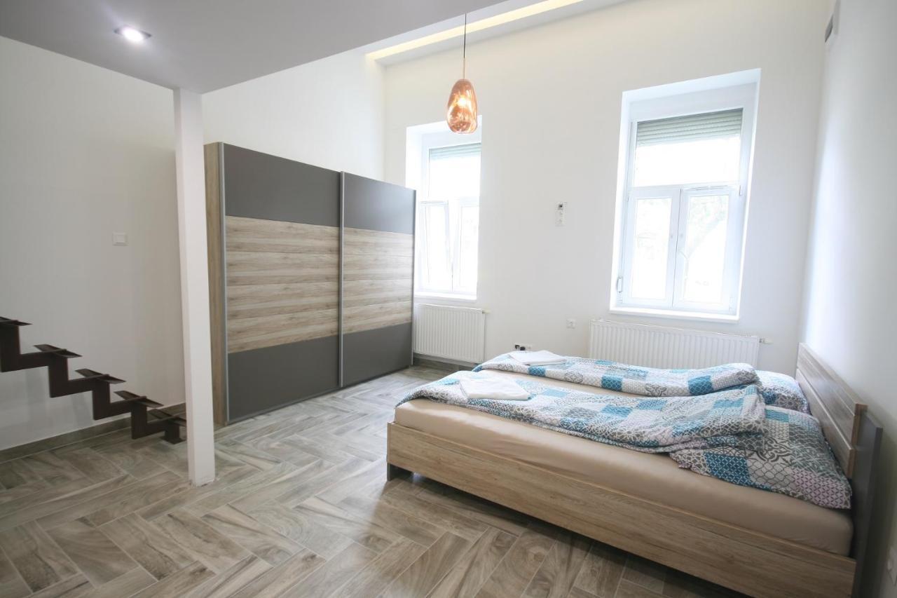 Apartament Napfeny Segedyn Zewnętrze zdjęcie