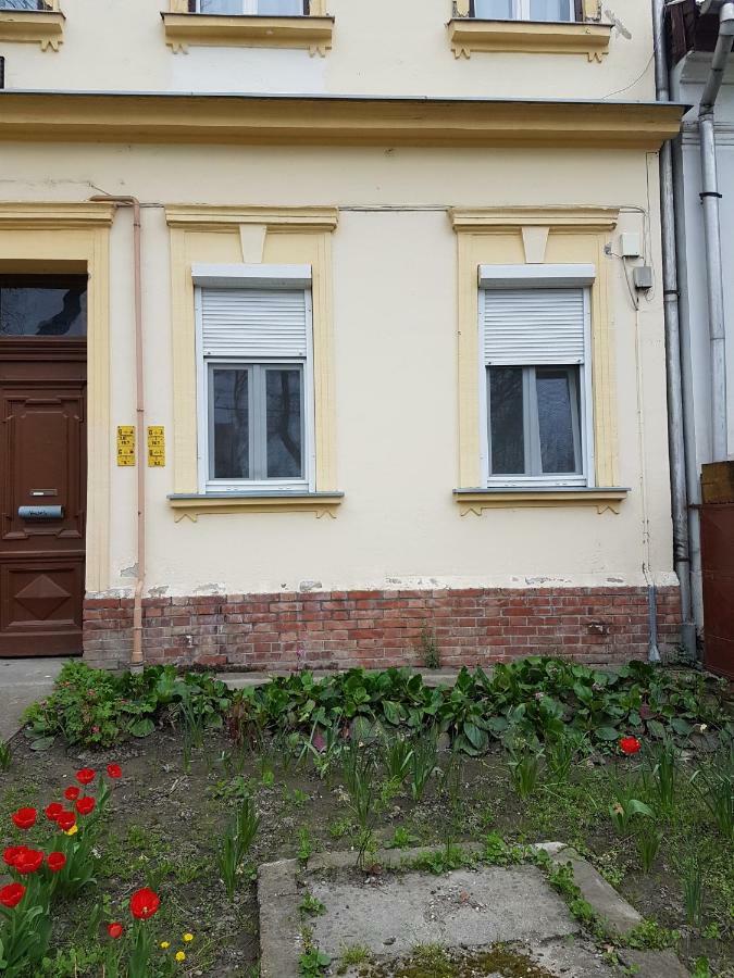 Apartament Napfeny Segedyn Zewnętrze zdjęcie